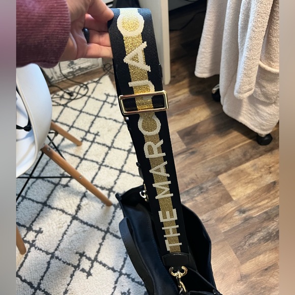 Marc Jacobs Functional Tote Bag with Logo Strap - Picture 9 of 11